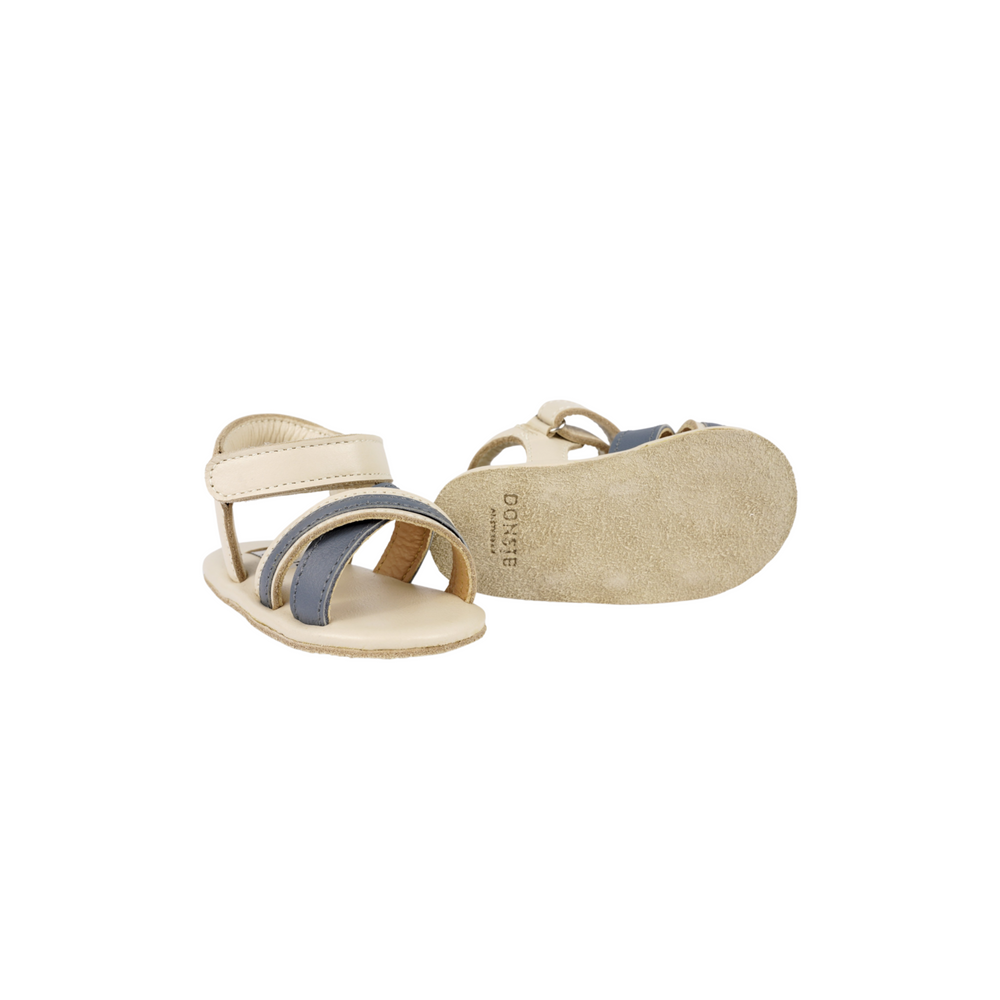 
                      
                        Bodi Sandal
                      
                    