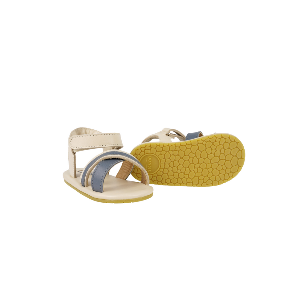 
                      
                        Bodi Sandal
                      
                    