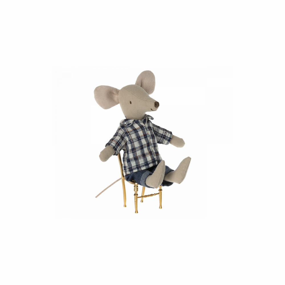 
                      
                        Dad Mouse
                      
                    