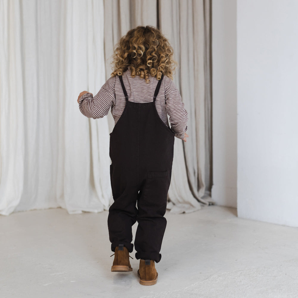 
                      
                        Twill Loose Dungarees
                      
                    