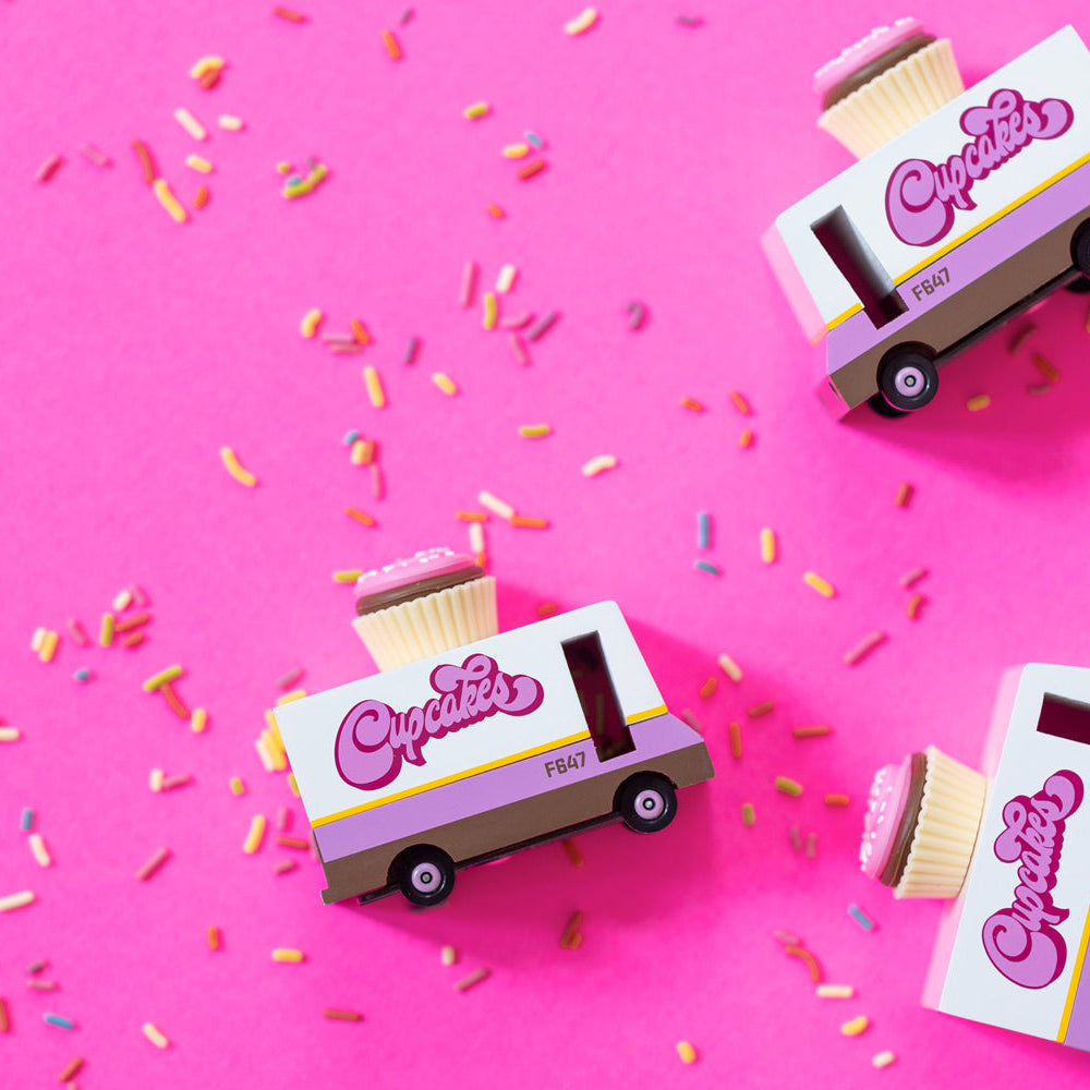 
                      
                        CandyCar | Cupcake Van
                      
                    