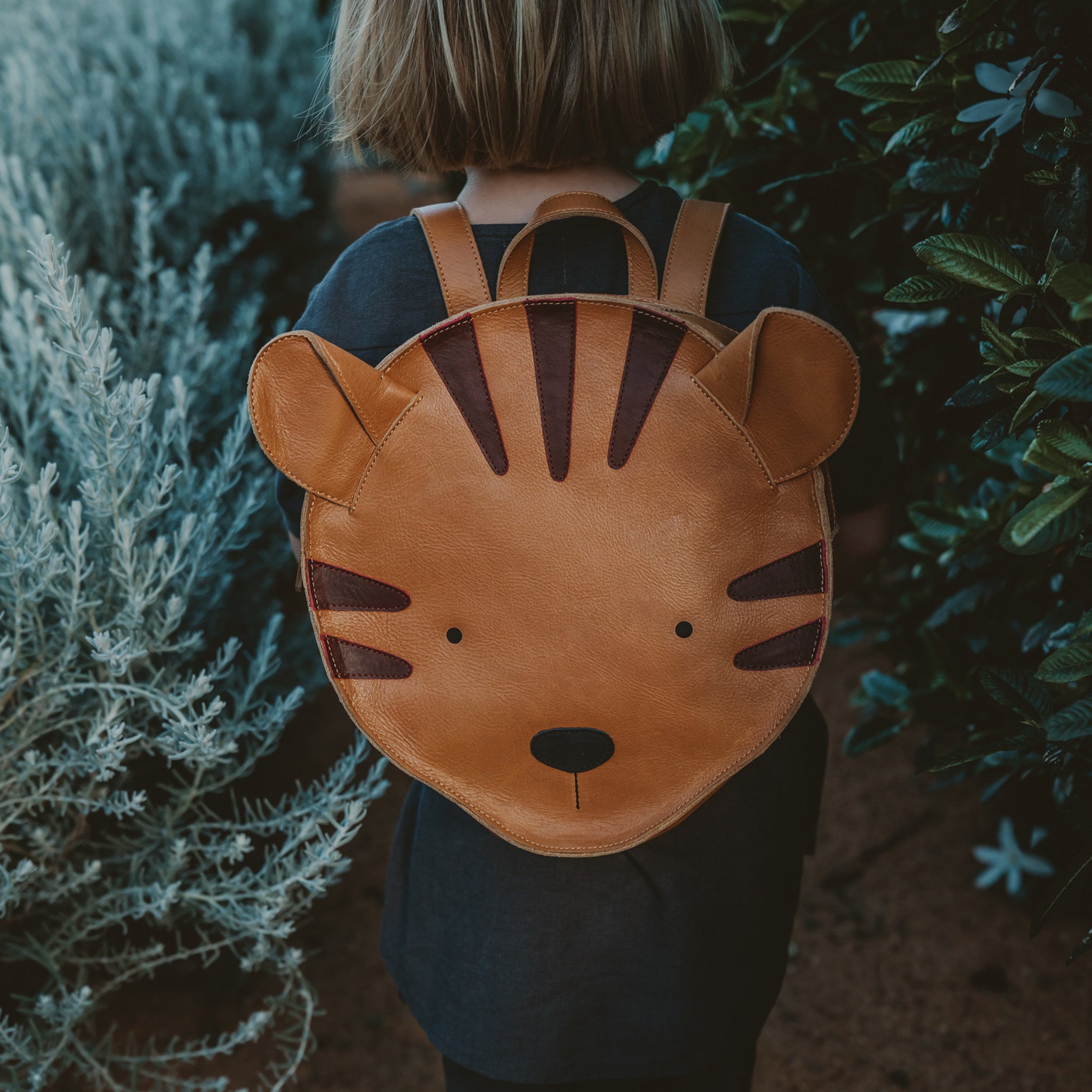 Umi Schoolbag | Bear | Cognac Classic Leather – Donsje Amsterdam