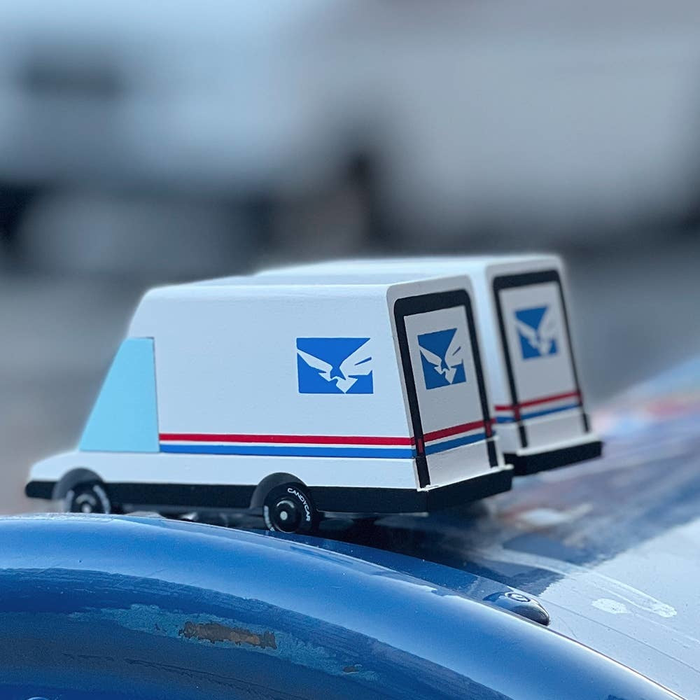 
                      
                        CandyCar | Futuristic Mail Van
                      
                    