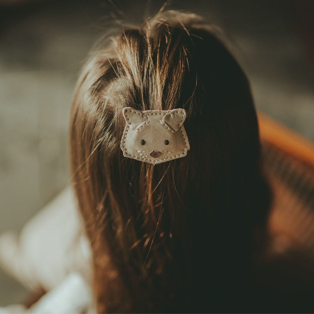 
                      
                        Josy Classic Hair Clip - Cat
                      
                    